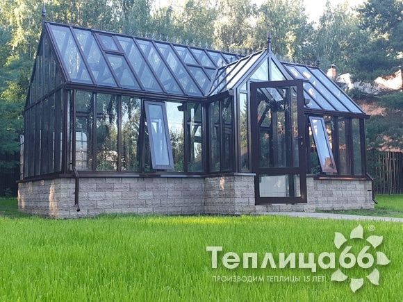 Теплица Salisbury (Солсбери) с тамбуром под стекло (14 м²)
