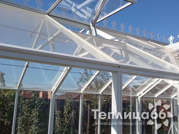 Теплица botanik T с мини-тамбуром под стекло (14 м²)