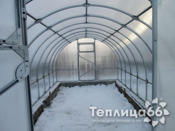 Теплица Рада Макси из поликарбоната, ширина 3 м