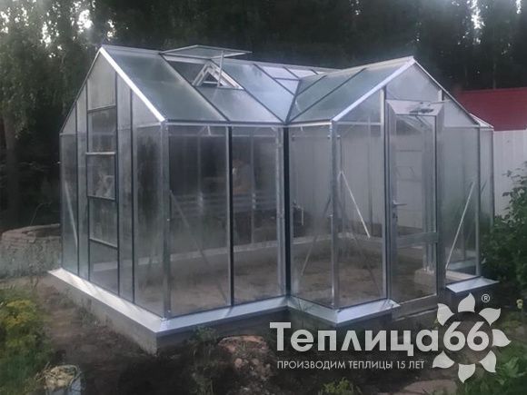 Теплица botanik T с мини-тамбуром под стекло (14 м²)