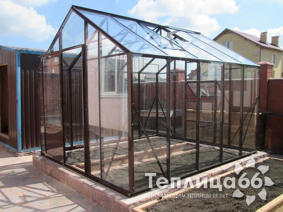 Теплица botanik standard под стекло 2,8х3,2 м