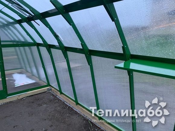 Теплица Рада Байкал из поликарбоната, ширина 3 метра