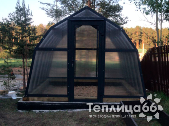 Теплица Рада Байкал из поликарбоната, ширина 3 метра