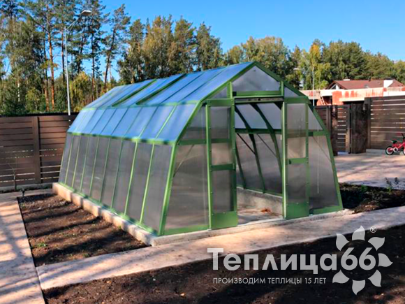 Теплица Рада Байкал из поликарбоната, ширина 3 метра