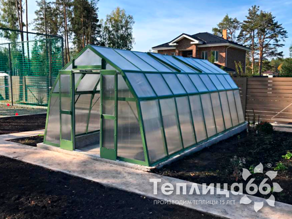 Теплица Рада Байкал из поликарбоната, ширина 3 метра